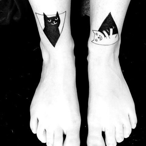 artedrops's tweet photo. Inspiração - Cat Tattoo Design, por @laraluis_illustration Visite https://t.co/Dl5jh5dkv7 para mais inspiração! https://t.co/AVwDa6RdeH