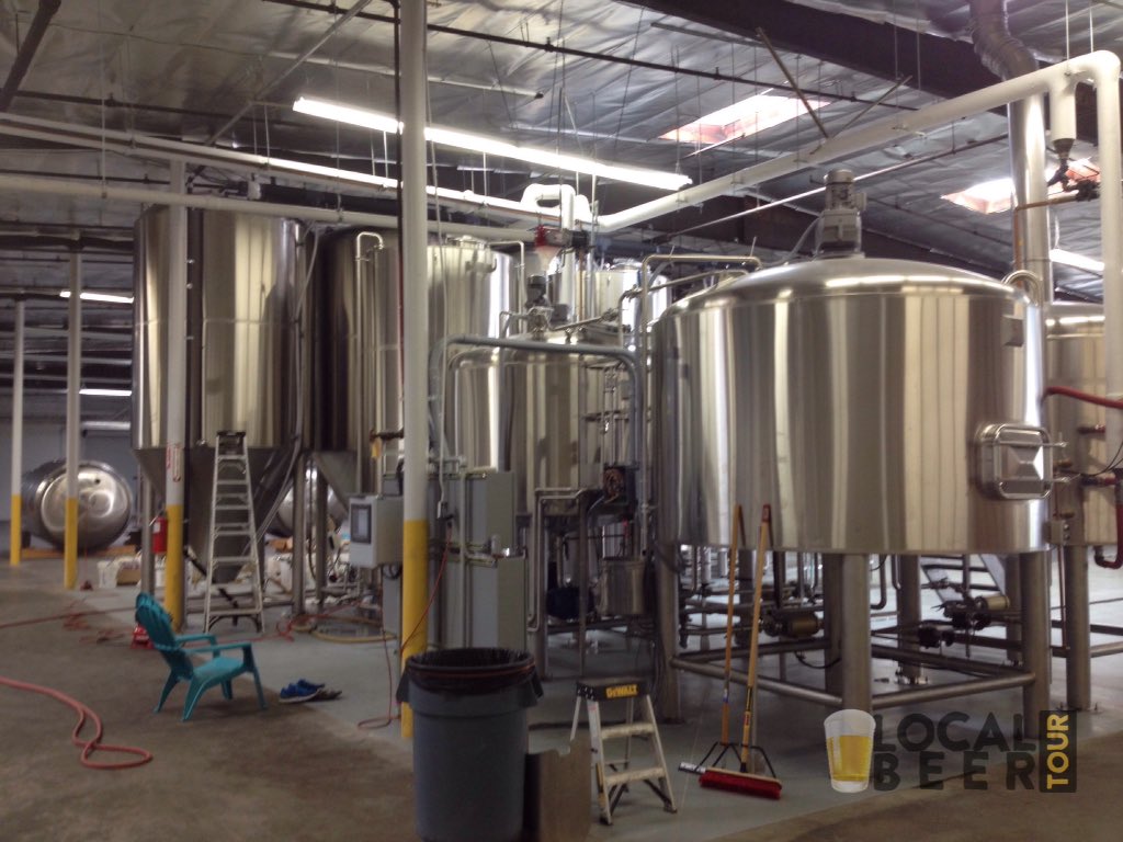 LocalBeerTour's tweet image. Grand opening at @StrandBrewingCo with @ShopLocalUs and @LocalistaMag #beer #craftbeer #torrance