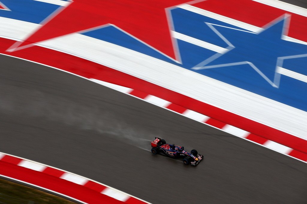 MAX VERSTAPPEN GRANDIOOS IN VERENIGDE STATEN telegraaf.nl/r/24658623 #F1