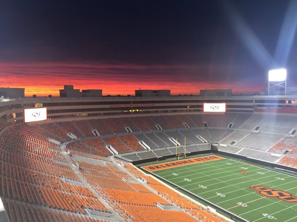 "He will never leave you nor forsake you.." This sunset last night says everything. #StillwaterStrong