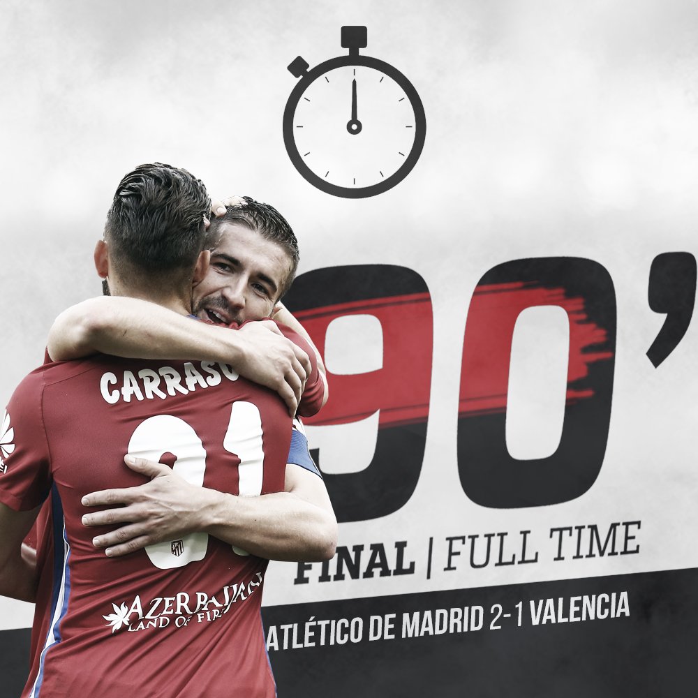 Atleti's tweet photo. 93' | 2-1 | ¡Final del partido! Gran victoria del equipo, que suma tres puntos más. #AtletiValencia #AúpaAtleti https://t.co/9QAJW5Wbvp