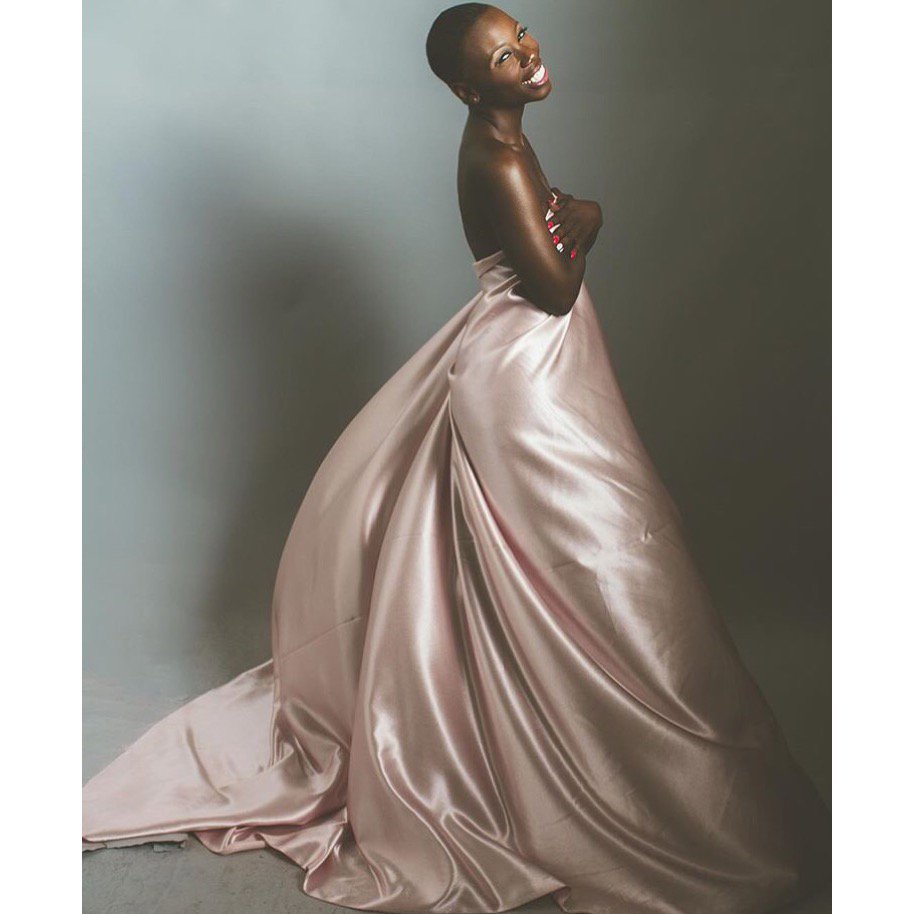 middaysml6's tweet photo. Today I officially celebrate being 2 YEARS CANCER FREE🎀💞🎀 https://t.co/AG01IknHWU