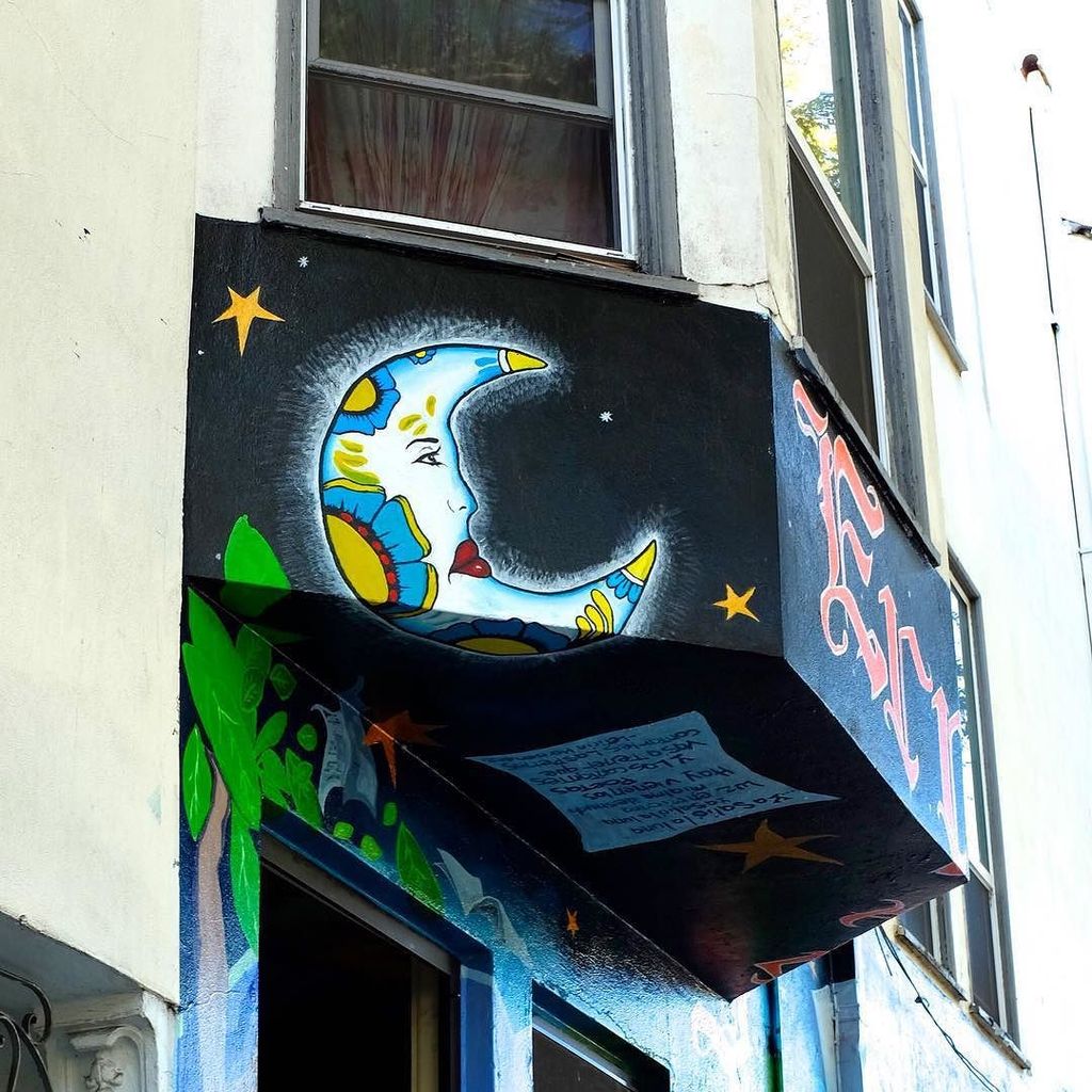 StArtEverywhere's tweet photo. "...Ya salio la luna" Detail from Precita Eyes mural honoring @eltecogram #errray by streetpixel https://t.co/VeCOtdmoVl