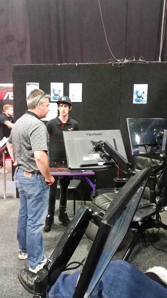 ZeroGeeNZ's tweet photo. @ZacGeeDev working hard at Armageddon. Pumping through till the end. #goinghard #Armageddon #zerogee https://t.co/OOX555loPQ