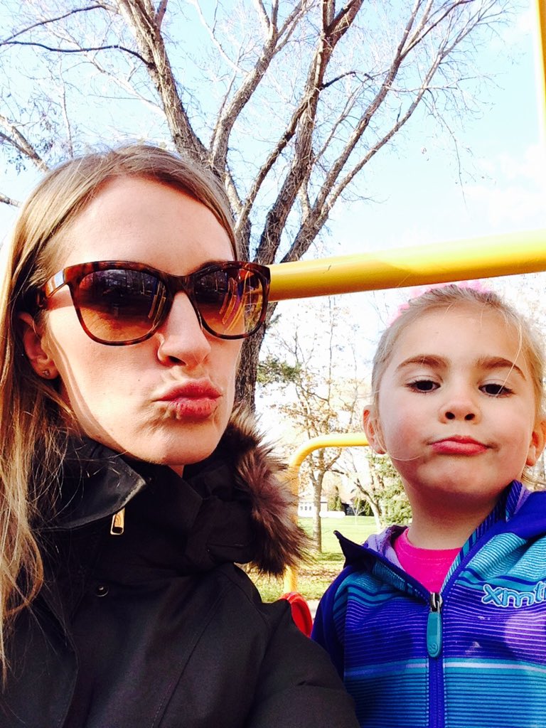 JoleneSilva's tweet photo. Beautiful day at #candycanepark https://t.co/UIUlCOWuZP