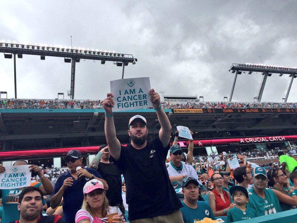 FinsOffTheField's tweet photo. #ridedcc #dolphinscancerchallenge #MiamiDolphins #NFL @TackleCancer a great W for @MiamiDolphins @SunLifeStadium https://t.co/6KmNLN0dDl