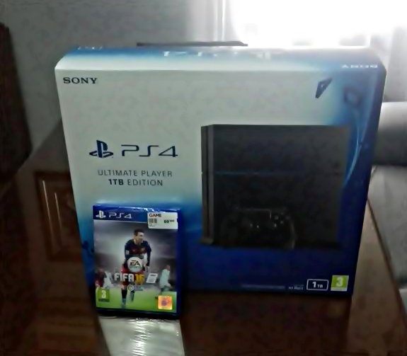 ¡Tenemos sorteo! ¿Quieres una  playstation 4 ?
1- Da rt a este tweet.
2- Siguenos
3- ganador el 29/10/2015