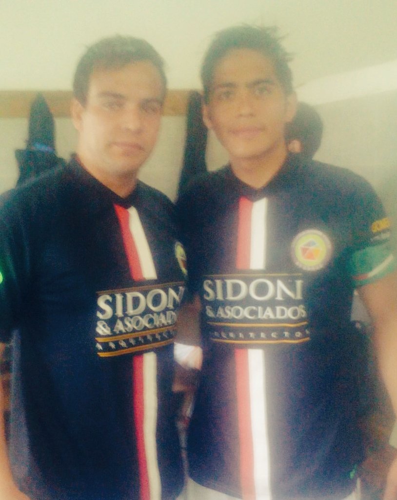 mauroceto's tweet image. #Ayenhue 
Jugadorazo amigo un placer jugar a tu lado...