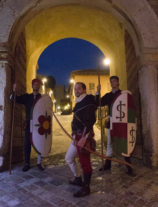 momone83's tweet photo. Sto guardando
Porta Firau
di Giuseppe Vichi
su SMART #makeartsmart 
https://t.co/dPKecwlJhe https://t.co/z3FjPwlYr6