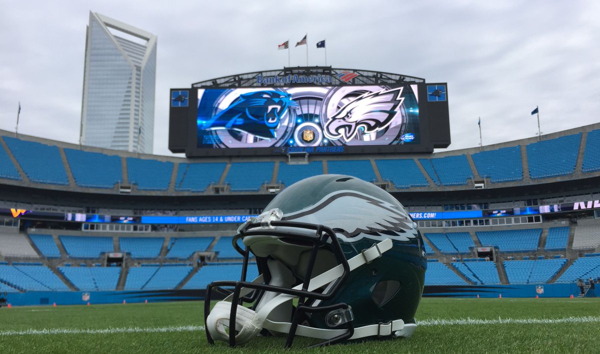 Eagles's tweet photo. 30 minutes to #SNF

RT if you're watching on @SNFonNBC 
Fav if you're listening on @SportsRadioWIP https://t.co/xx8ijNcUca