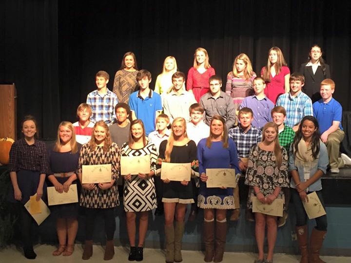 EvanJacksonUCPS's tweet photo. Congrats to our new Beta members! #LeadNations @UCHS_BravePride https://t.co/kdBaBgYPKf