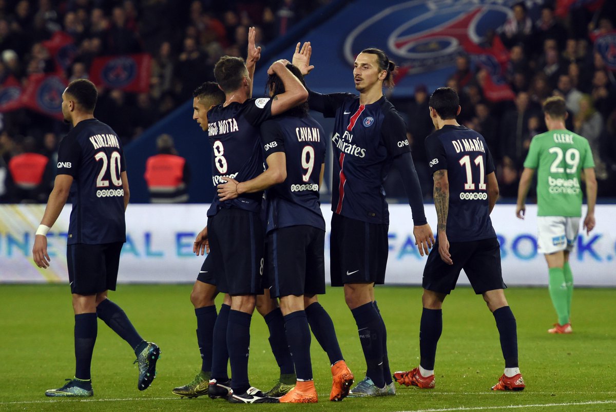 ChampionsLeague's tweet photo. No stopping @PSG_English!

Zlatan Ibrahimović &amp; Edinson Cavani score as leaders go 7 points clear with 4-1 win. #UCL https://t.co/kZLlAz2nvH
