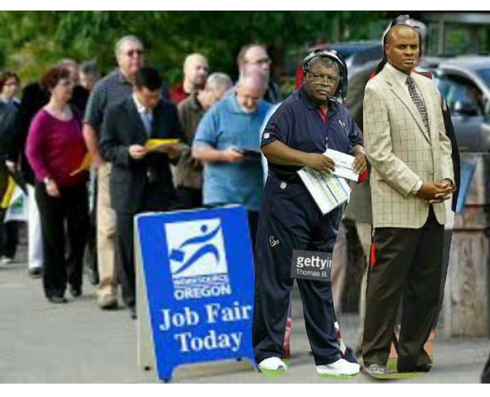 ActiveAdrian's tweet image. Is unemployment going up on Monday? #Texans #TexansGameday #RickSmith has cable tv.