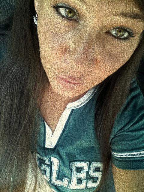 ChristieGogolla's tweet image. Go Birds Baby! Woot Woot!  #itsAlmostThatTime #Eaglechick #GoBirdsBaby #iLoveFootball #Eagles #BleedGreen 🏈🏈🏈