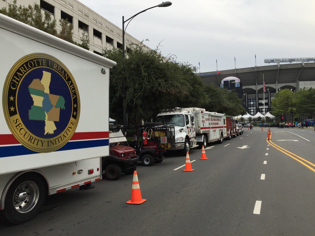 CFD_Alarm's tweet photo. Your CFD is on duty this evening @ BOA Stadium to keep you safe during #SNF Go Panthers! #KeepPounding #PHIvsCAR https://t.co/DeHqJEBkq1