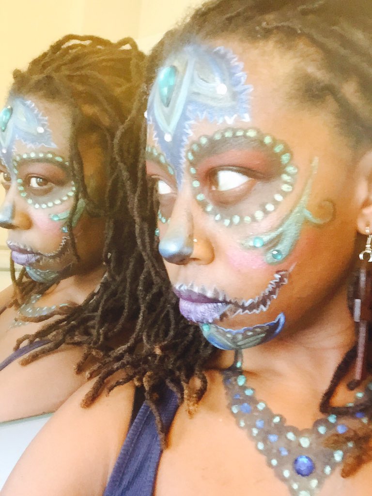 PaintingRitual's tweet photo. #eyelove #thislife #artlife my life #humankingdom @Ajoolah https://t.co/jCeoDngI4J