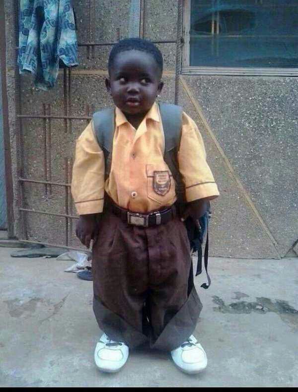 shegsjobsiv's tweet photo. #BeingYorubaInNigeria wen ur mother tells d tailor 2 sew ur schl uniform in a way dat wud last u for d nxt decade.. https://t.co/yZYYdgim6T