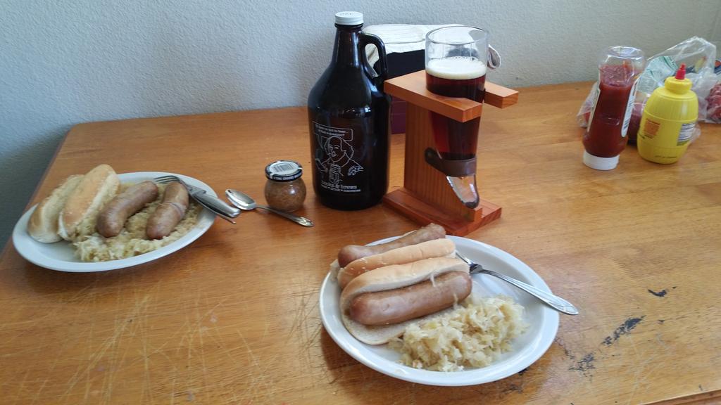 johnmknight's tweet photo. Brats, sauerkraut, @BooksBrews Octoberfest beer. Inglehoffer mustard. Ahhhh. #FallInIndy https://t.co/1ASXo5388Z