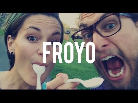 MenchiesBothell's tweet image. It's "#Student Night" at Menchie's Bothell! 20% off with student ID (8:00-Close) #Dawgs #UW #Bothell