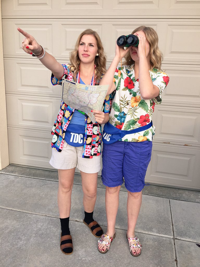 Kyleebawden's tweet photo. yay for being tourists and touring riverton. I think throw away cameras are my new favorite thing. 🤘🏻#BookMeRHS https://t.co/OvodDyN2vP