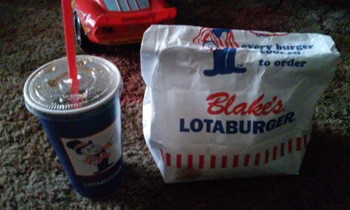ErinVbns's tweet photo. So glad i saved this for this exact moment #fatkidmode https://t.co/haHtLaq5uf
