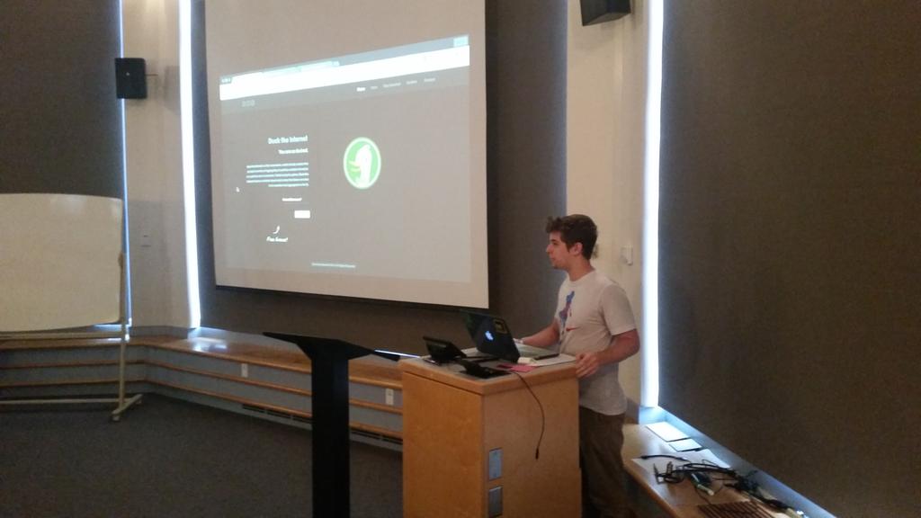 UODevClub's tweet photo. The presentations were awesome. Great work, teams! #HackTownUSA2015 https://t.co/nyYflscbK5