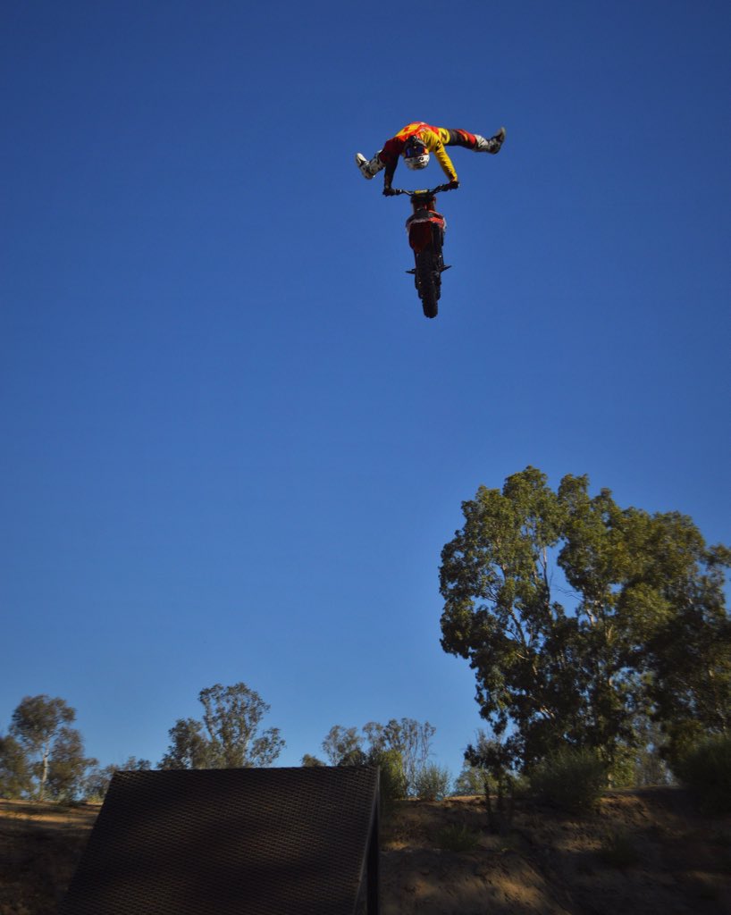 WilBPhotography's tweet photo. @CantrellFMX always going big at the #DeeganCompound #FMX @Deft_family #WillBPhotography 📷 https://t.co/CNCZ7QWTLY