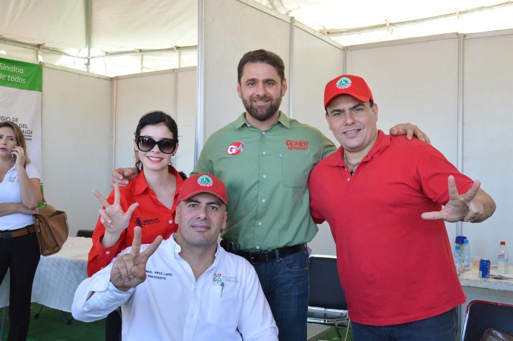 GomerMonarrez's tweet photo. #FeriasDeServicios en el 10 con un récord de 5481 acciones de gobierno. Política social encabezada @GVargasLanderos https://t.co/yK81KRiHCZ