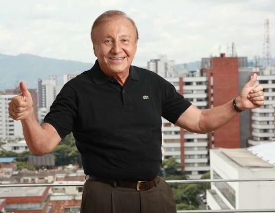 SIMUNOZV's tweet photo. Felicitaciones @ingrodolfohdez nuestro próximo alcalde! Muy bien @Bucaramanga se pronunció a favor de la decencia! https://t.co/GHDKVlN97q