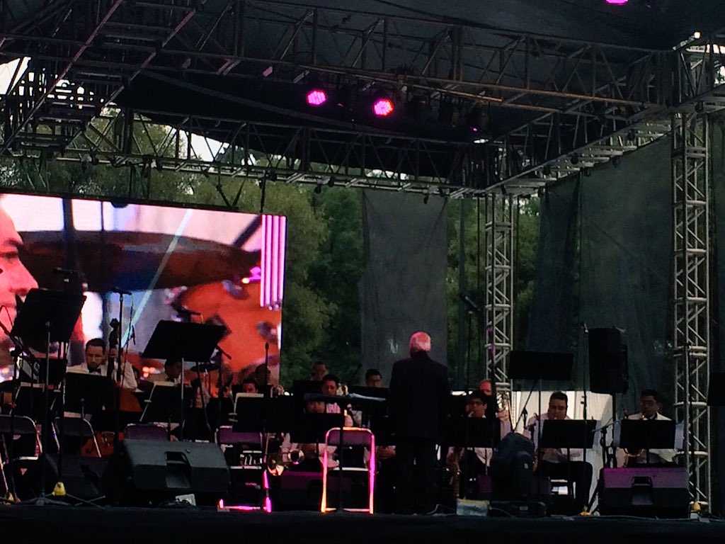 ChapultepecCDMX's tweet image. Inicia el Big Band Jazz #SUTM en homenaje a #RayConiff en el Altar a la Patria
#EscenariosVivos
@CulturaCDMX