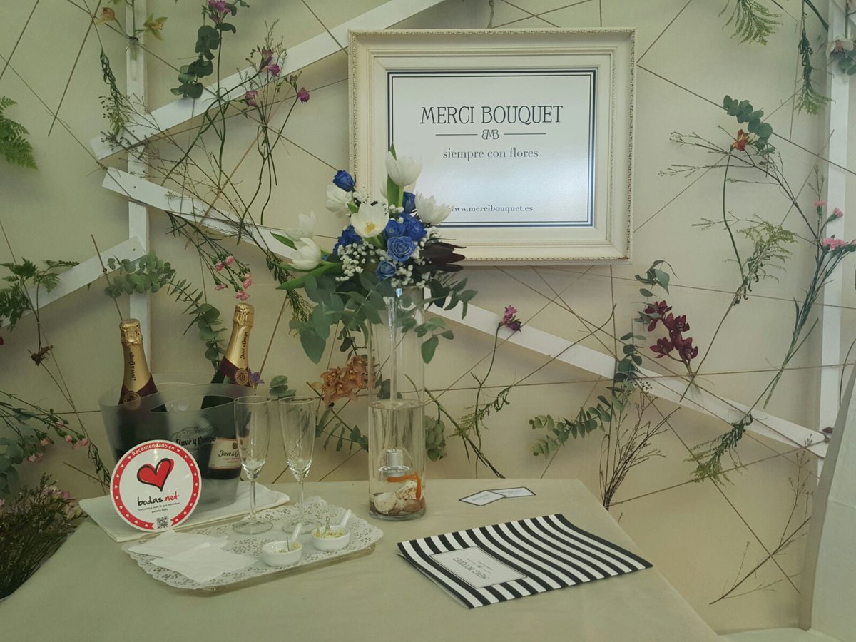 MerciBouquet24h's tweet photo. Gracias a todos los visitantes que se han acercado a nuestro stand #Feboda2015. Empresa recomendada en @bodasnet :-) https://t.co/eLwzIISMQX