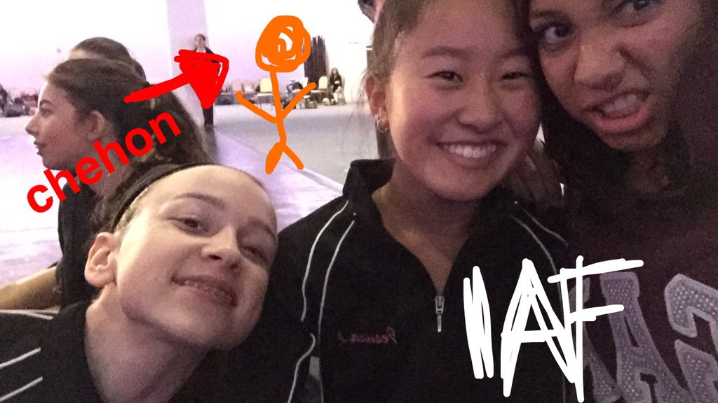 jessjluk's tweet image. @OfficialChehon u look great here #iamforce