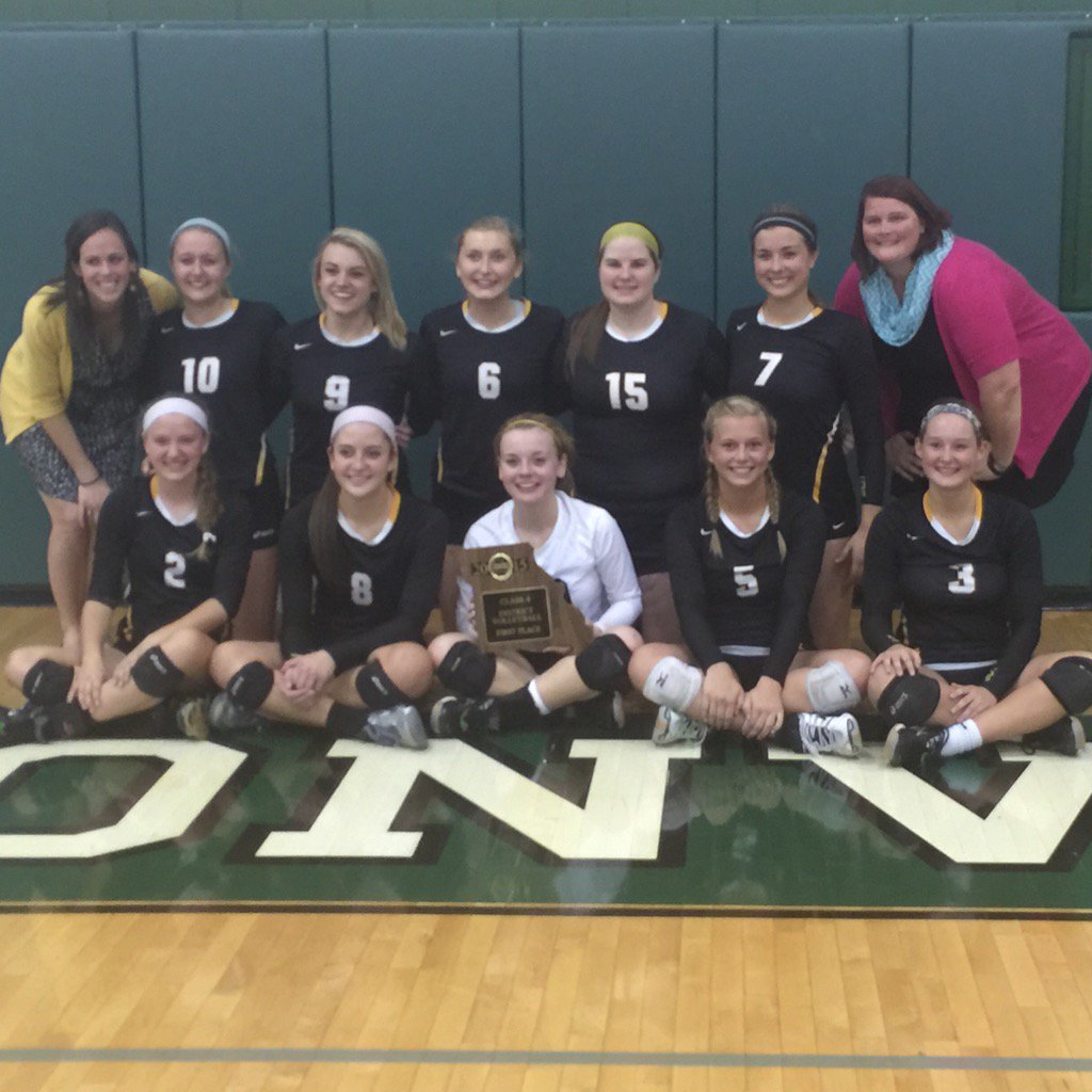 still can't believe it's over, but I couldn't have imagined a better team to break records with my senior year💘