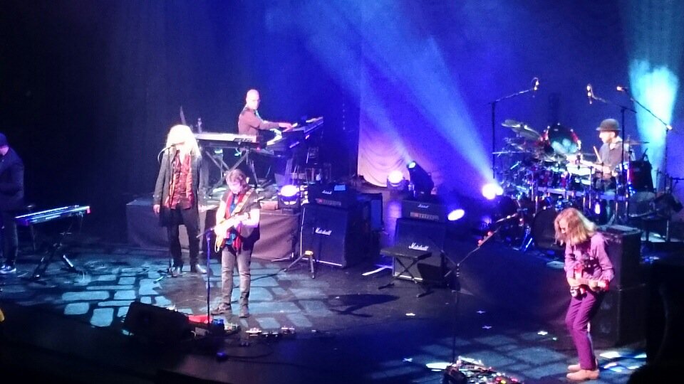 stevemdrums's tweet photo. @HackettOfficial Legend, loved the solo work as well, with added bonus of Roine Stolt on bass etc! https://t.co/WQNDAJx8Jw