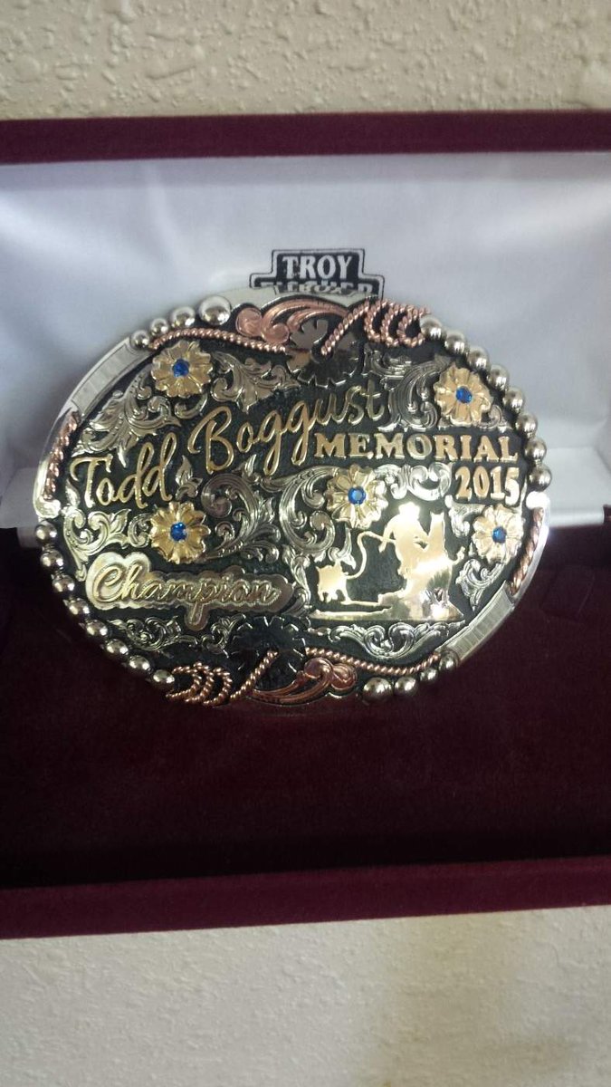 I won the Todd Boggust today on <a href="/edge_lynn/">Lynn Edge</a> horse (Taco). Thanks <a href="/GeminiCorpCAN/">Gemini Corporation</a> and @CorVetServices