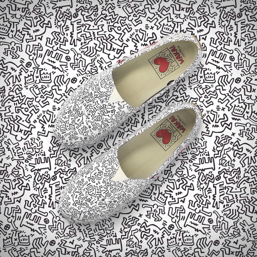MezzoStore's tweet photo. #WakaiXKeithHaring "All Over" is now available at #MezzoStore! https://t.co/QaAcYUdI49