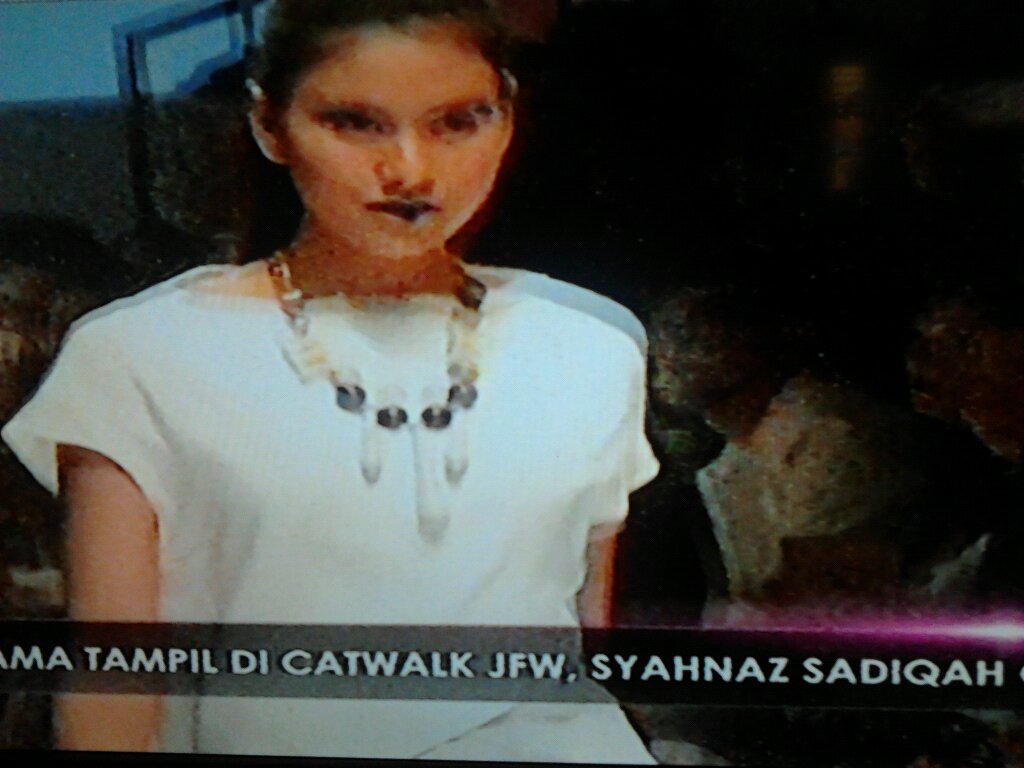 parlina_sari's tweet image. Si cantik @RealSyahnazS #JFW #ENews_NET