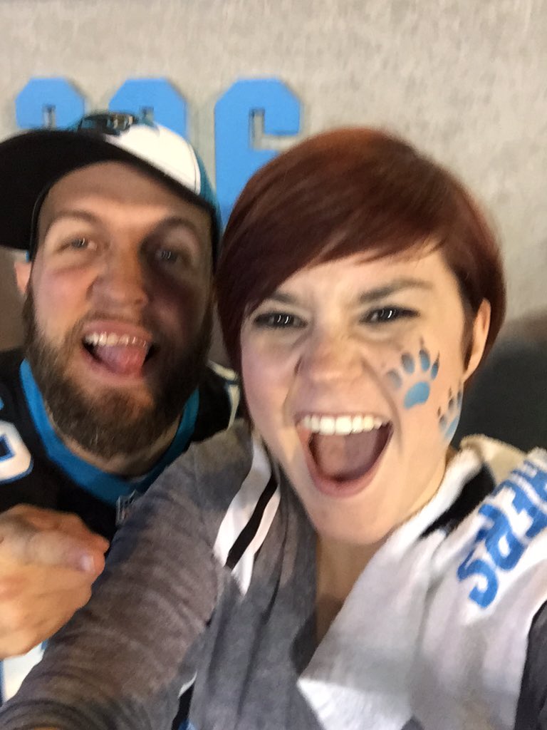 TeriBoBerry22's tweet photo. This is what 6-0 looks like , haterssssssssss #PantherNation #Panthers @Panthers #sixandzero https://t.co/Hd1QiheiKN