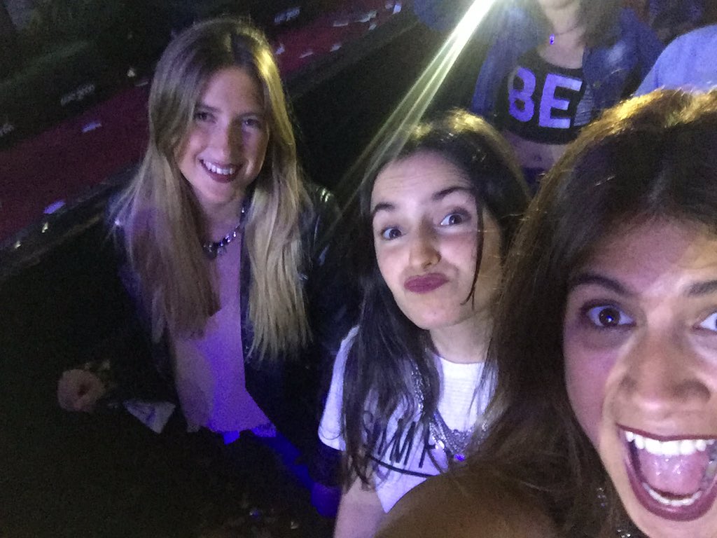 Madejulin's tweet photo. @Marama_Oficial @rombai_ #MaramaEnElGranRex https://t.co/gABI7lxtsk