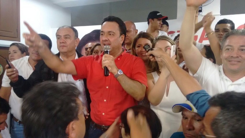 CARLOSMARIOAM1's tweet photo. ¡Ya estamos en nuestra sede viviendo la emoción todos juntos! https://t.co/ZpQNdLfggW