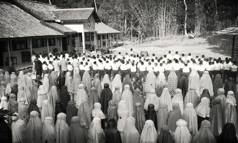 (26/10) Shalat Istiqa di SDIT Baitussalam 2 Ckr. Semoga rahmat slalu tercurah kpd kita smua <a href="/IniSleman/">IG : @ini.sleman</a> @pasagmerapi