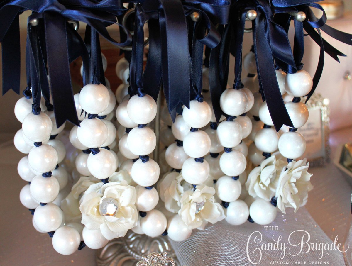 Thecandybrigade's tweet photo. What's better than some navy blue, silver &amp; white sweets?  #thecandybrigade #yum #wedding #SweetDreams #connecticut https://t.co/3nhoQWufTo