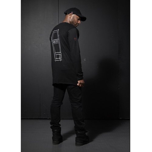 STYLISE_DONOBAN's tweet photo. 【#MORT PARIS】 https://t.co/btWcpii8ne 早くも大人気販売中のモートパリスから、新作L/S TEEの予約販売開始！美しいシルエットに仕上がった１枚！ ￥13,800 +Tax #MORTPARIS https://t.co/2NgWAd2lGg
