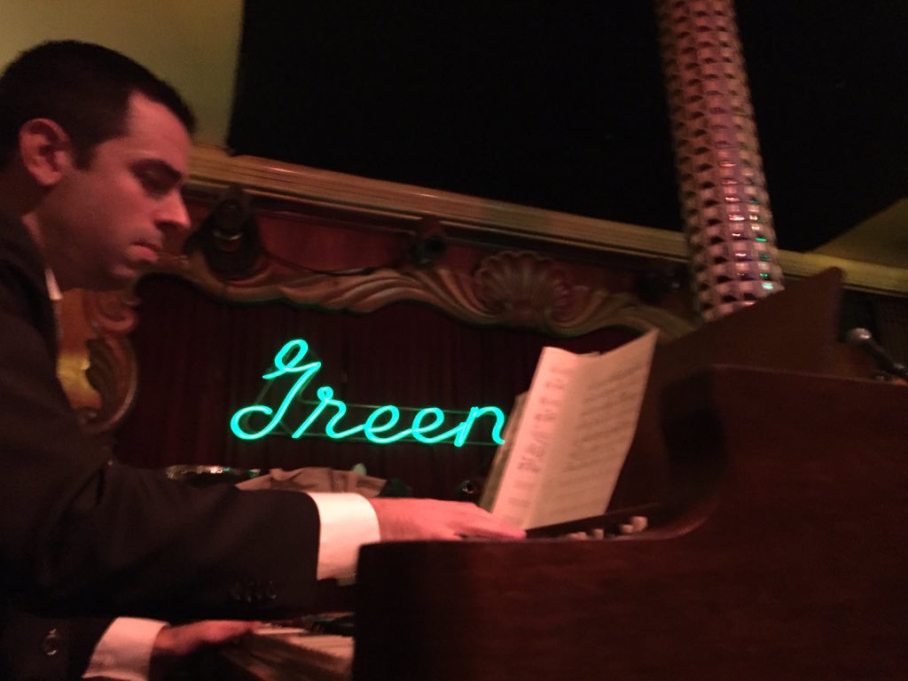 mediumpauly's tweet photo. .@sabertoothjazz's Chairman of the Keyboard @PeteBenson1 means serious business #LateNightJazz @GreenMillJazz https://t.co/zbSfvr5yYA