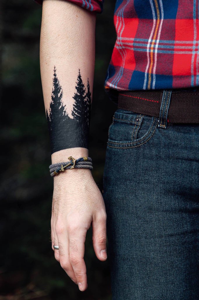 bdunbar207's tweet photo. #guyswithtattoos https://t.co/m7KKfUVcI5