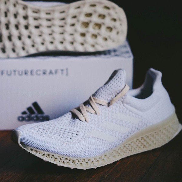 designmilk's tweet photo. A Preview of a Custom Fit Future: adidas Futurecraft 3D https://t.co/0H2iP8sf4l https://t.co/hZzy7euN5f