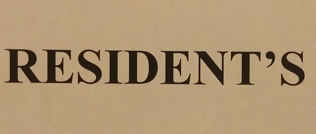 _tarahraas's tweet photo. Pet peeve.  Hint: they weren't talking about one resident possessing anything...😧 https://t.co/UoKOJYA9VW