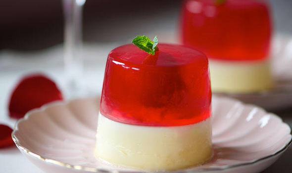 3213DESSERT's tweet photo. [JELLY]Don’t you feel like gathering your friends and enjoy some jelly now?#bjc3213 #jelly #dessert #sweet #friends https://t.co/YUcBhOM4UD