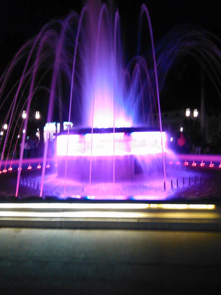 thamyoro's tweet image. #CorazonLlaneroMaracay bella nuestra plaza Bolívar!!!!