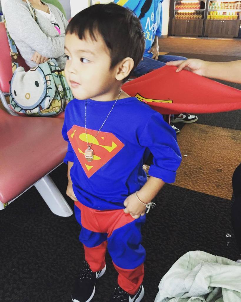 @ the airport , he doesn't need a flight , he can fly! #littlepassportsindia #airport #fundressing #superman #kids …